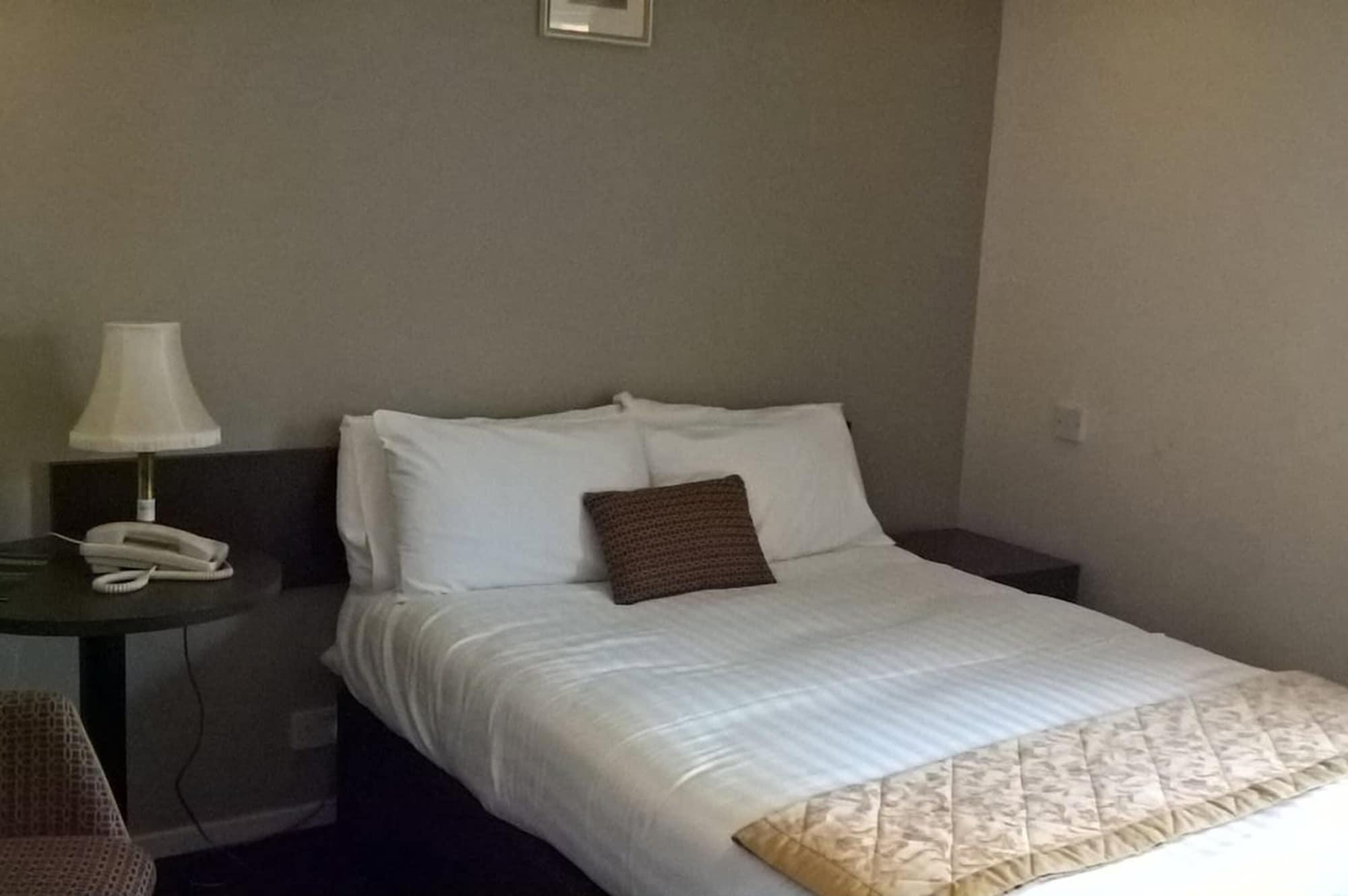 Highlander Hotel 'A Bespoke Hotel' Newtonmore Kültér fotó