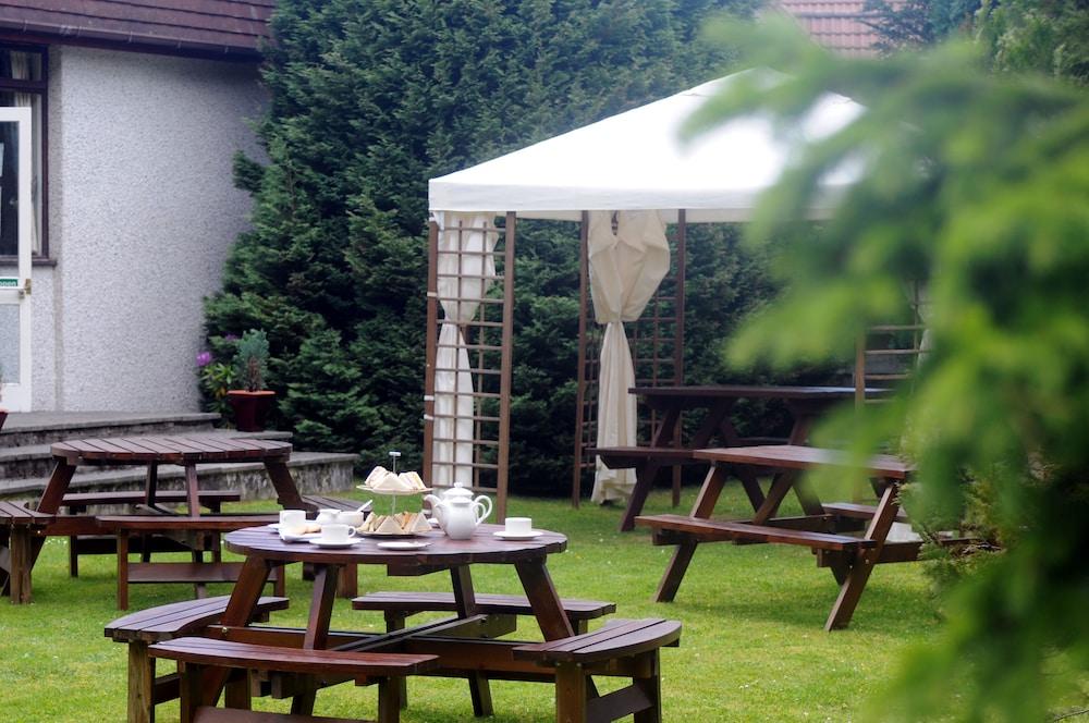 Highlander Hotel 'A Bespoke Hotel' Newtonmore Kültér fotó