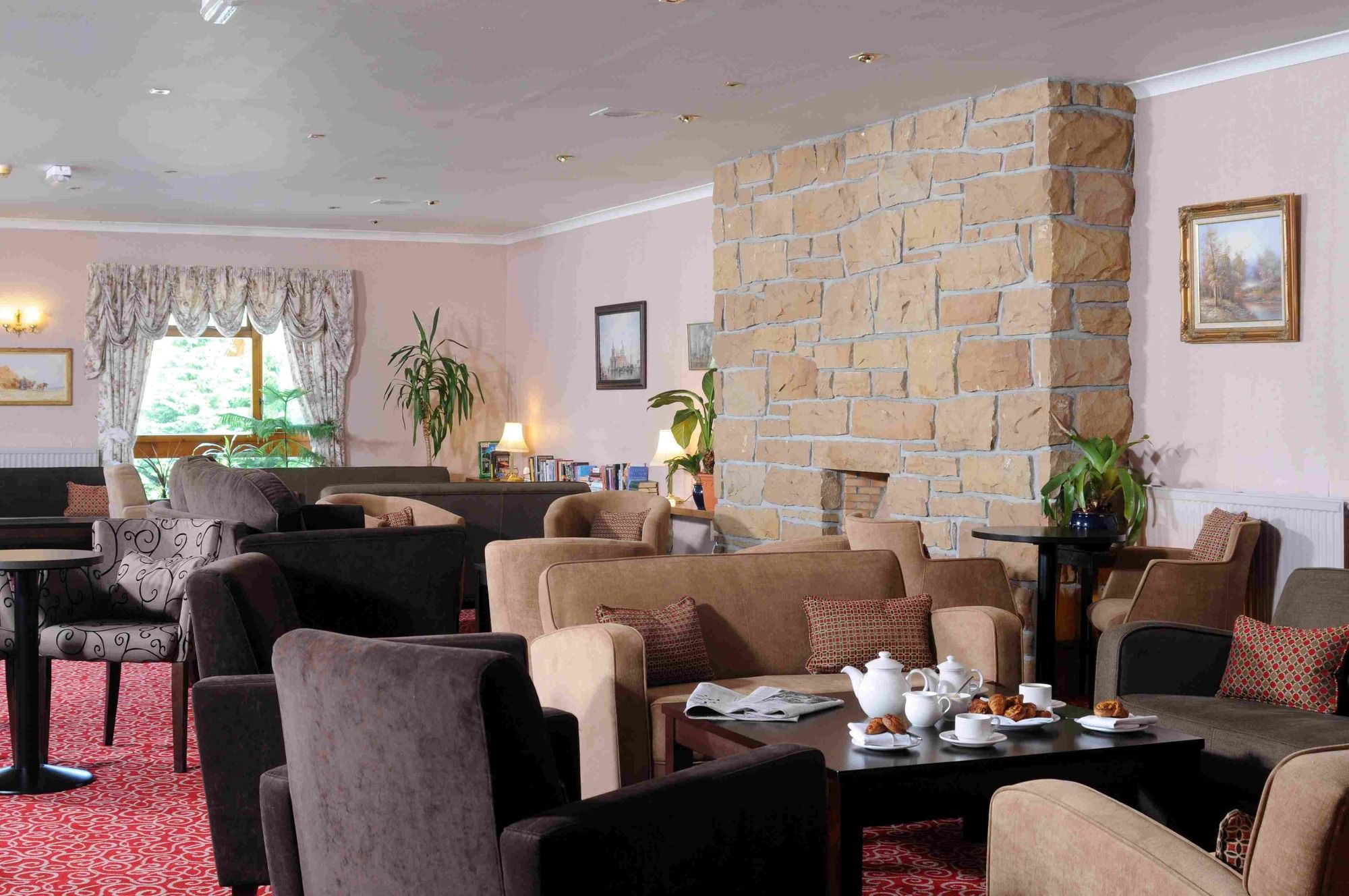 Highlander Hotel 'A Bespoke Hotel' Newtonmore Kültér fotó