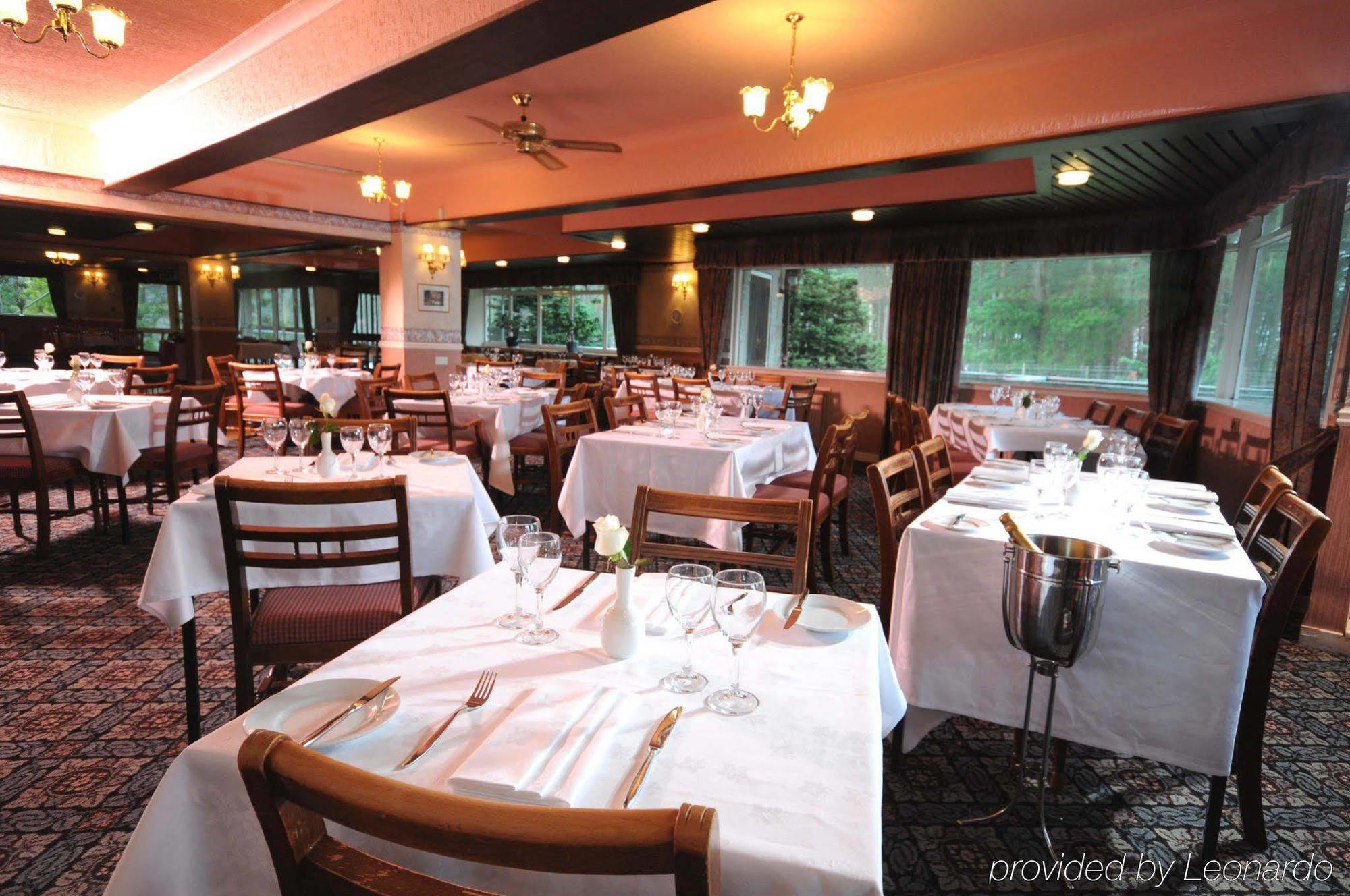 Highlander Hotel 'A Bespoke Hotel' Newtonmore Étterem fotó